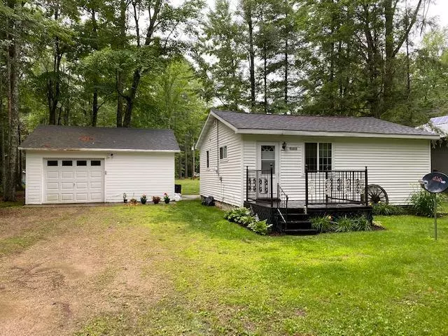 Middle Inlet, WI 54177,W5671 Pines Ln