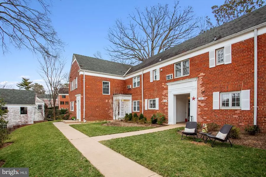 3107 VALLEY DR, Alexandria, VA 22302