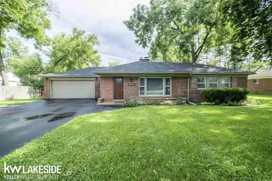 16015 W 13 Mile, Southfield, MI 48075