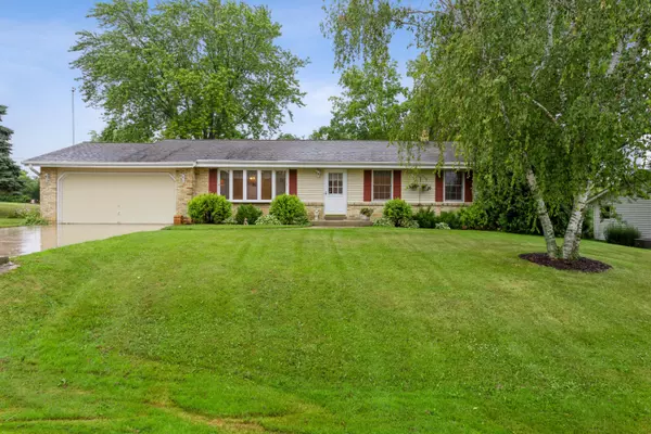 Barton, WI 53090,3151 Kristine Ln