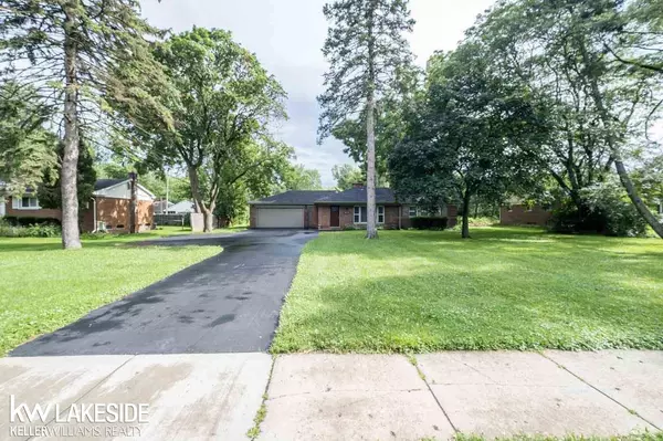 Southfield, MI 48075,16015 W 13 Mile