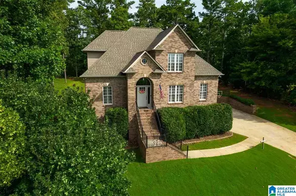 Trussville, AL 35173,8570 CARRINGTON LAKE CREST