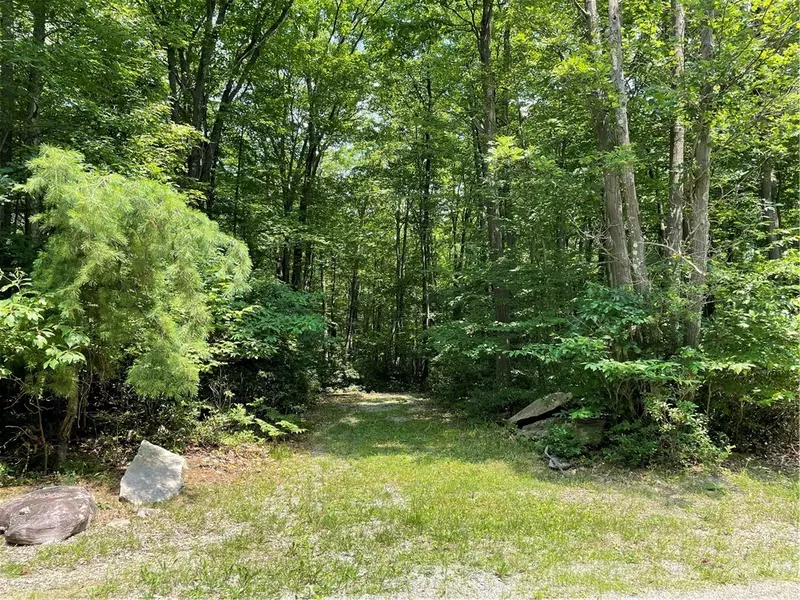 Lot 209 Shadowbrook Rd, Somerset, PA 15501