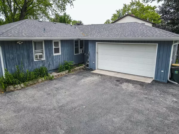 Twin Lakes, WI 53181,1611 Esch Rd