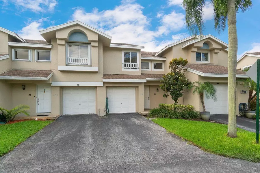 2190 Discovery Circle West, Deerfield Beach, FL 33442