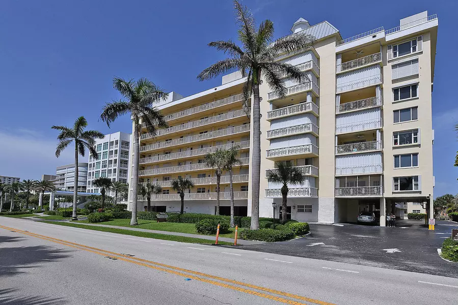 3114 S Ocean BLVD 206, Highland Beach, FL 33487