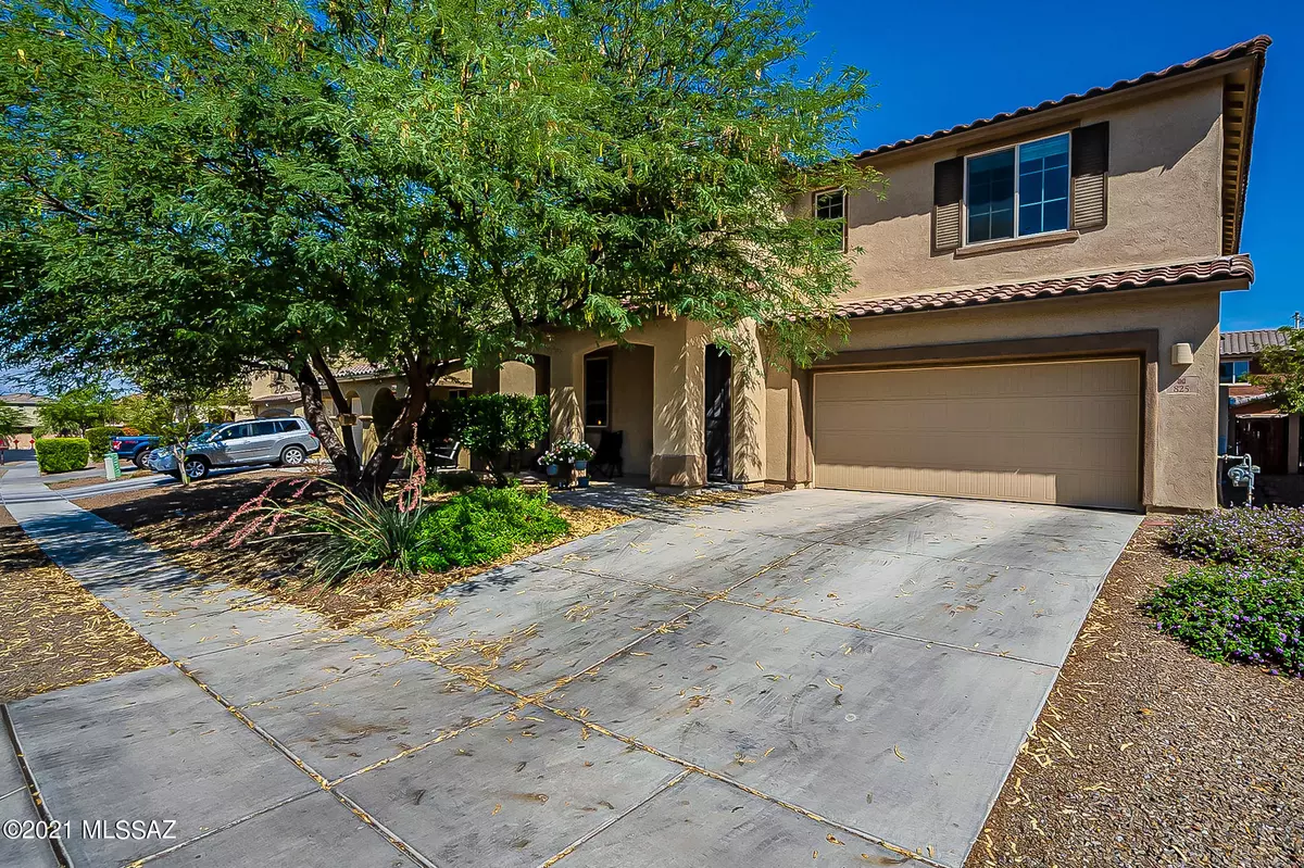 Sahuarita, AZ 85629,825 W Camino Capria