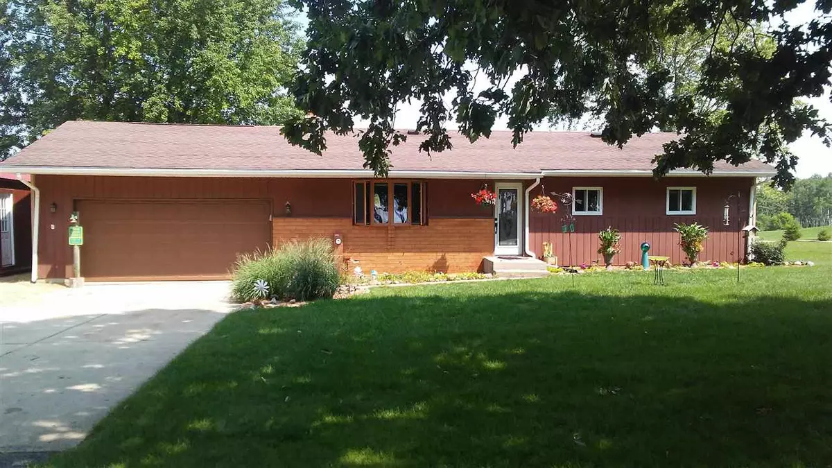 Pardeeville, WI 53954,402 Schwantz Rd