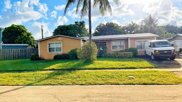 3921 NW 38th AVE, Lauderdale Lakes, FL 33309