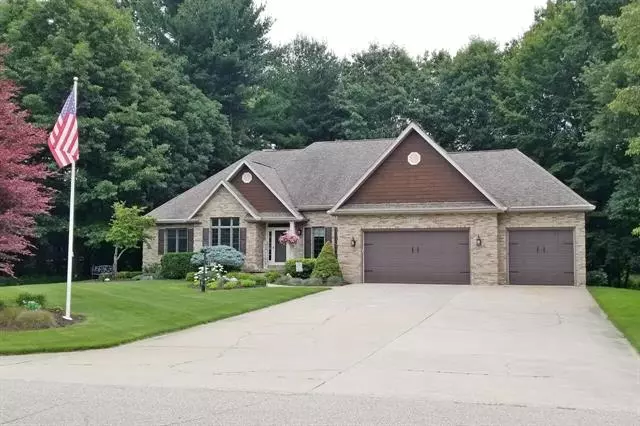 7680 Regency Lane, Canadian Lakes, MI 49346