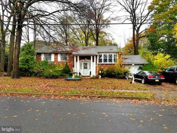 1100 S BROWNING AVE, Somerdale, NJ 08083