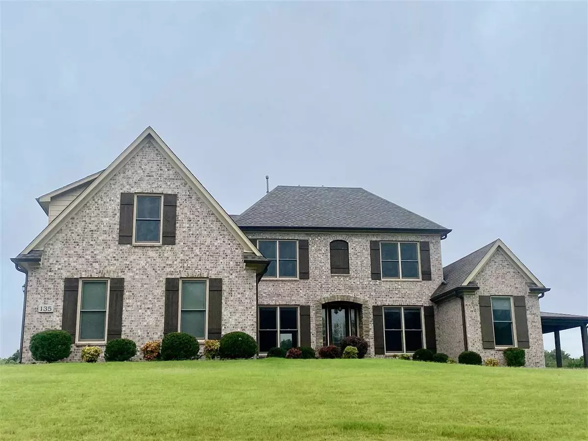 Arlington, TN 38002,135 CLOVER LEAF DR