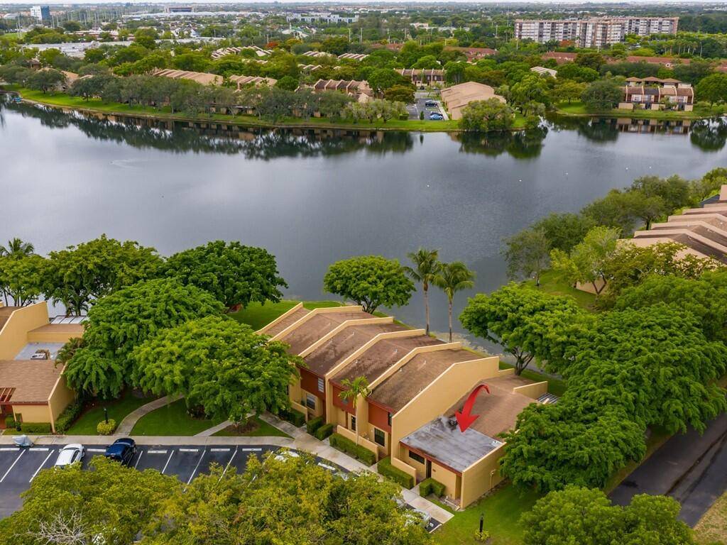 1494 NW 97th TER 292, Pembroke Pines, FL 33024