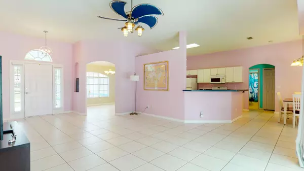 Port Saint Lucie, FL 34953,4303 SW Otto CT