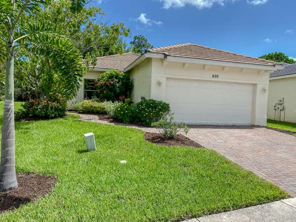 620 SW Indian Key DR, Port Saint Lucie, FL 34986