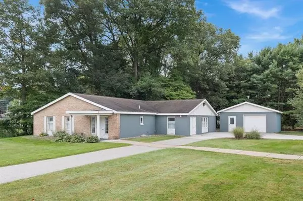 3593 E Pontaluna Road, Fruitport Vlg, MI 49415