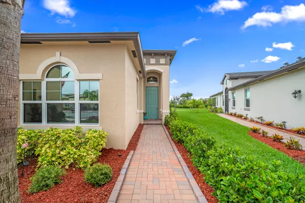 Port Saint Lucie, FL 34987,12816 SW Lake Fern CIR