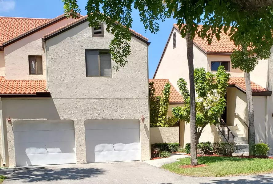 23 Via De Casas Sur 104, Boynton Beach, FL 33426