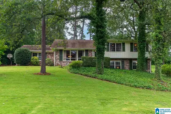 2605 VESTAVIA FOREST TERRACE, Vestavia Hills, AL 35216