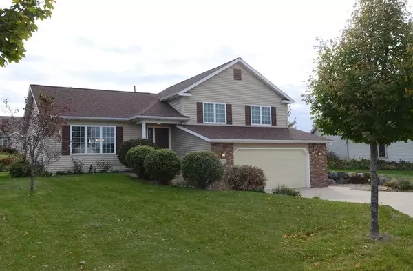 6676 WINDSOR RIDGE LN, Windsor, WI 53598