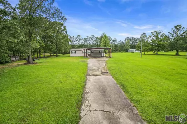 38685 ACRES DR, Walker, LA 70785