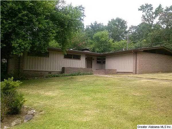 1324 COLUMBIA DR, Hoover, AL 35226