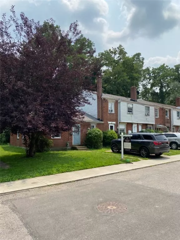 Coraopolis, PA 15108,201 Juniper Dr