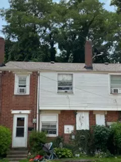 Coraopolis, PA 15108,201 Juniper Dr