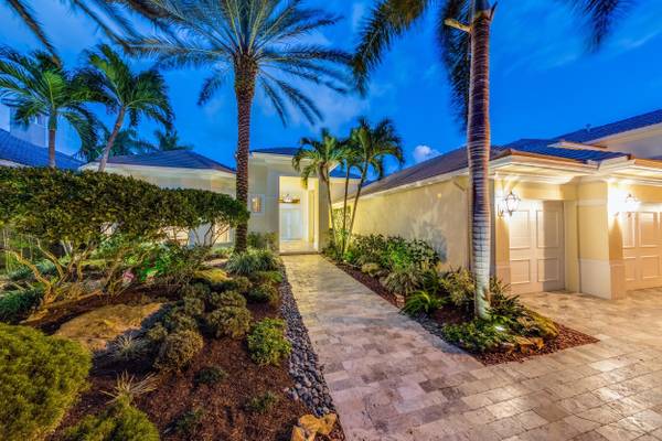 5030 NW 24th CIR, Boca Raton, FL 33431