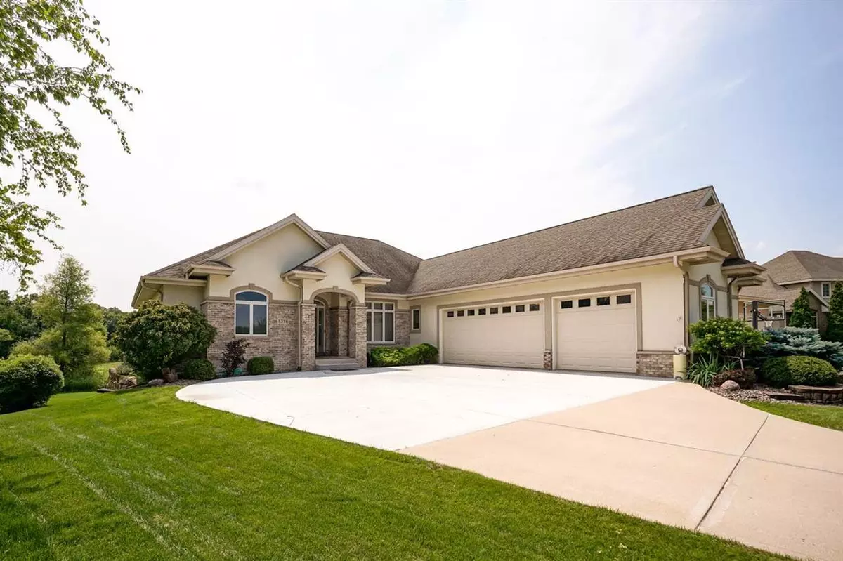 Waunakee, WI 53597,1316 Hanover Ct