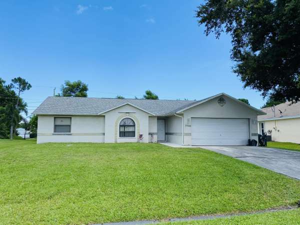 5060 NW Erskin TER, Port Saint Lucie, FL 34983