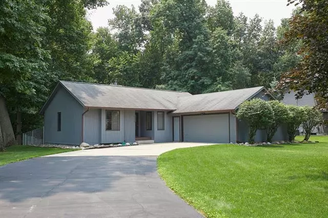 3230 Woodhams Avenue, Portage, MI 49002