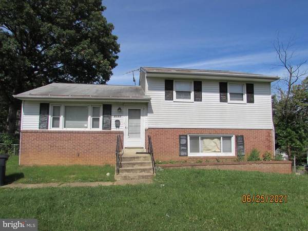 3807 COOPER LN, Hyattsville, MD 20784