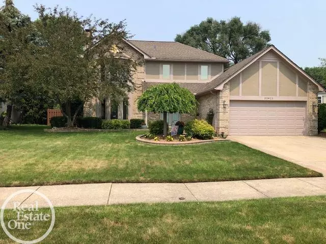 33425 Fairway Vista, Chesterfield, MI 48047