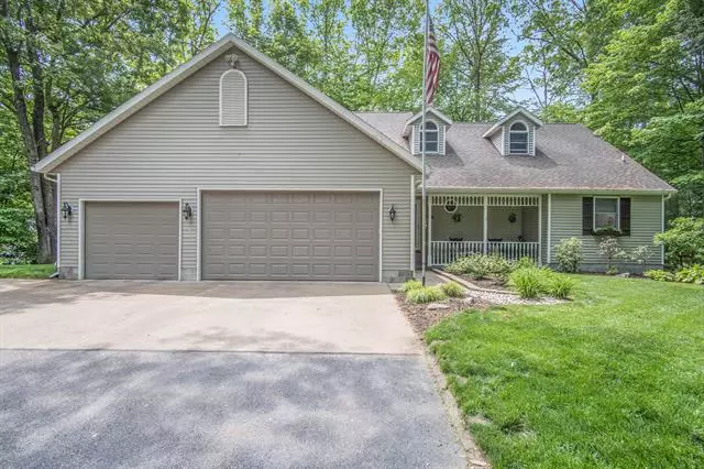 4401 Creekside Drive, Whitehall, MI 49461