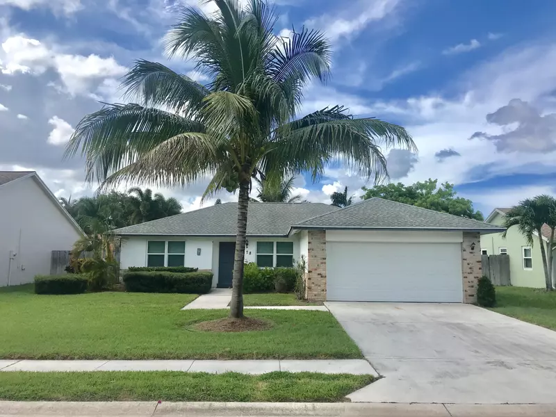 178 Arrowhead CIR, Jupiter, FL 33458