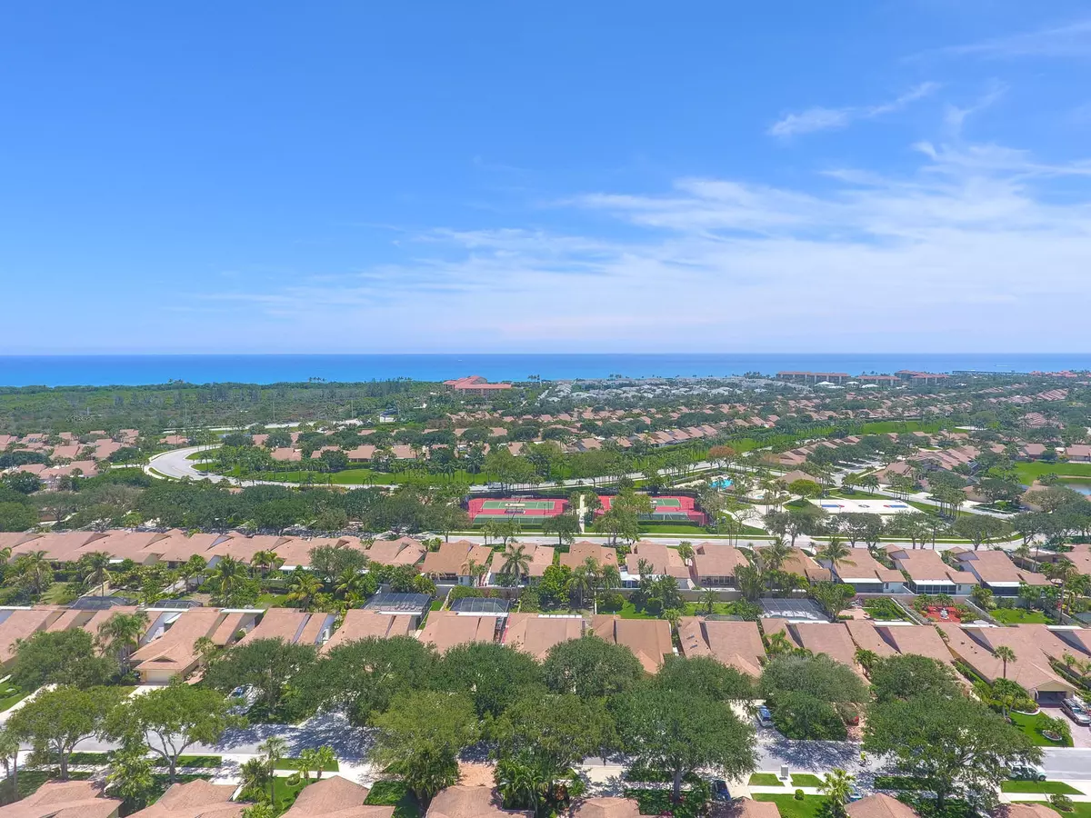 Jupiter, FL 33477,191 Cape Pointe CIR