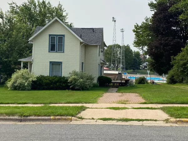 301 W State St, Westby, WI 54667