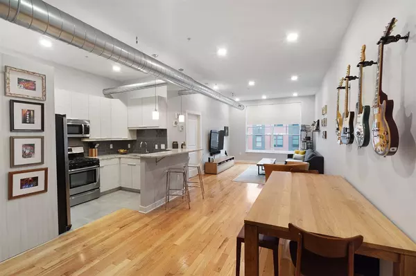 251 NEWARK AVE  #3C, Jc Downtown, NJ 07302