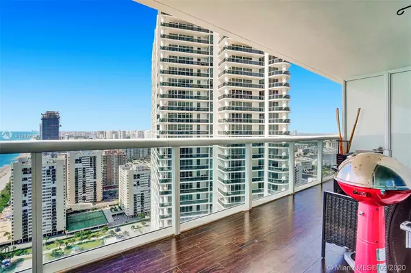 Hallandale Beach, FL 33009,1830 S Ocean Dr #3303