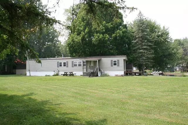 16623 Pine Point Drive, Barryton, MI 49305