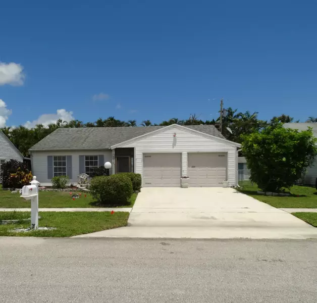 5070 E Canal CIR, Lake Worth, FL 33467