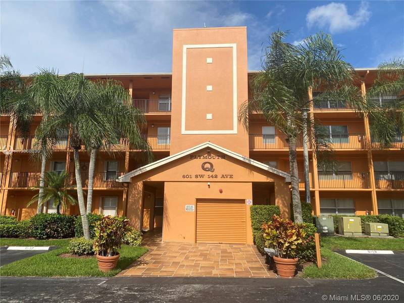 601 SW 142nd Ave #210Q, Pembroke Pines, FL 33027