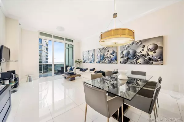 Sunny Isles Beach, FL 33160,15811 Collins Ave #PH 4302