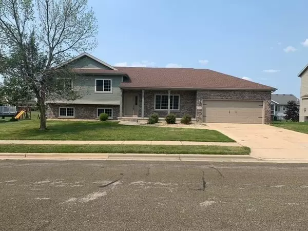 1144 Schuster Rd, Sun Prairie, WI 53590