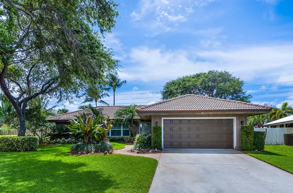 Tequesta, FL 33469,49 Poplar RD