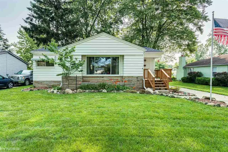 68280 Mary, Richmond, MI 48062