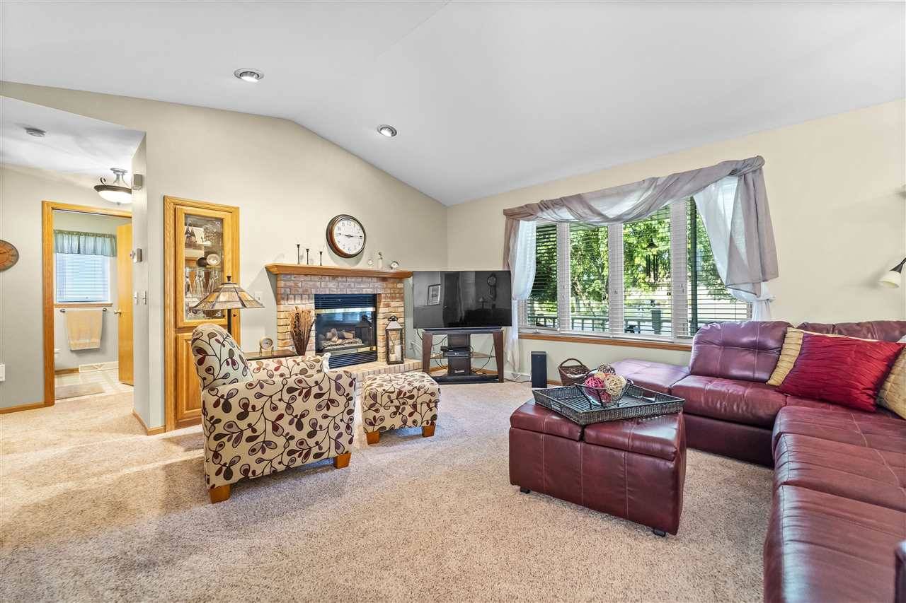 Windsor, WI 53598,6804 Valiant Dr