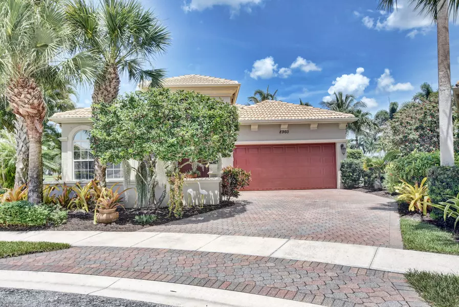 8960 W Via Prestigio, Wellington, FL 33411