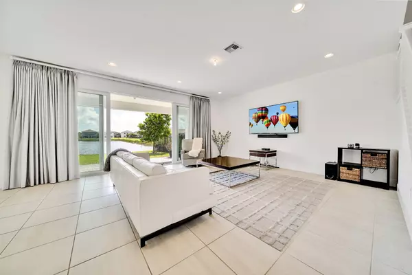 Delray Beach, FL 33446,15378 Seaglass Terrace LN